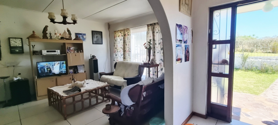 6 Bedroom Property for Sale in Saxilby Eastern Cape